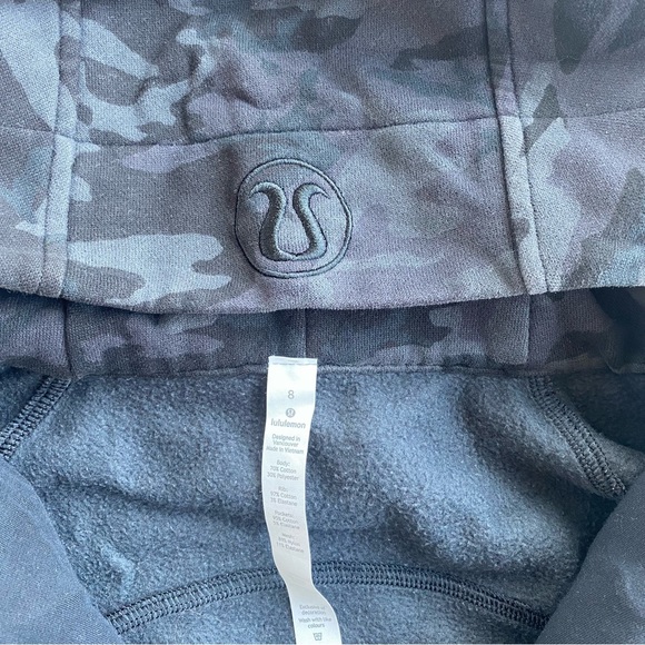 LULULEMON SCUBA FULL -SIZE HOODIE - Picture 3 of 6